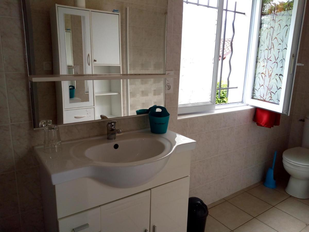 Gite Etxe Xuri Ossès Zewnętrze zdjęcie